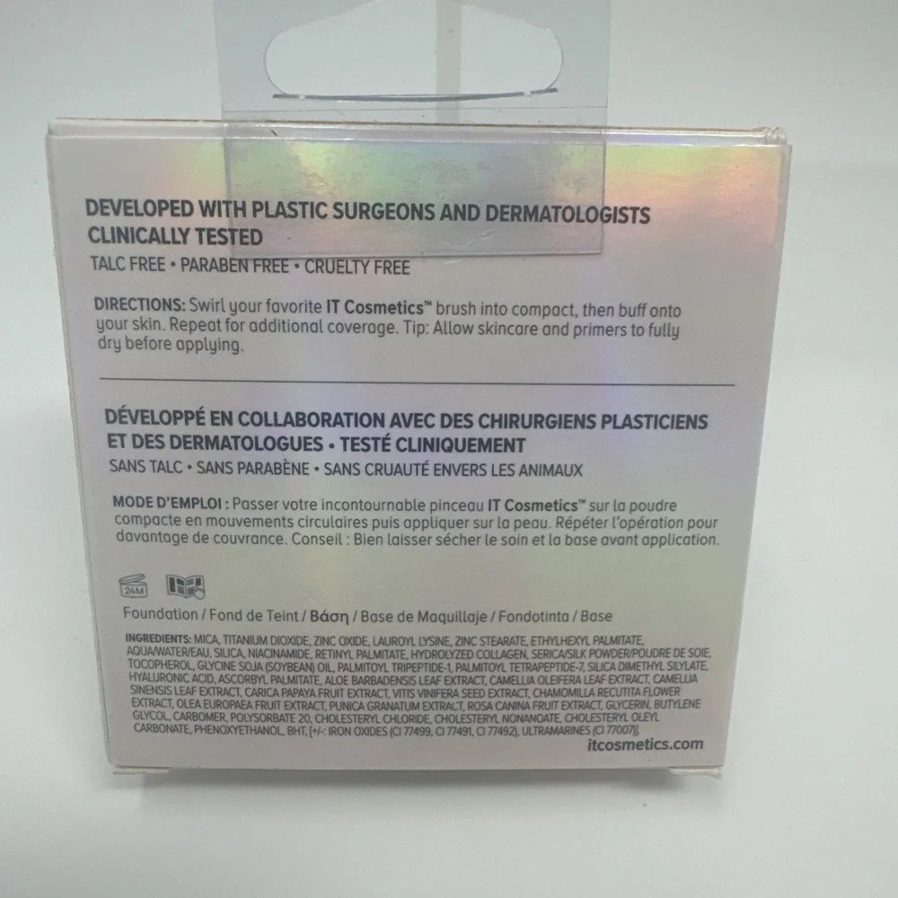 It Cosmetics Celebration Foundation Illumination Hydrating Powder 0.30 oz RICH